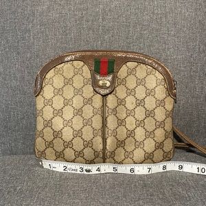 Vintage Gucci Purse Taupe